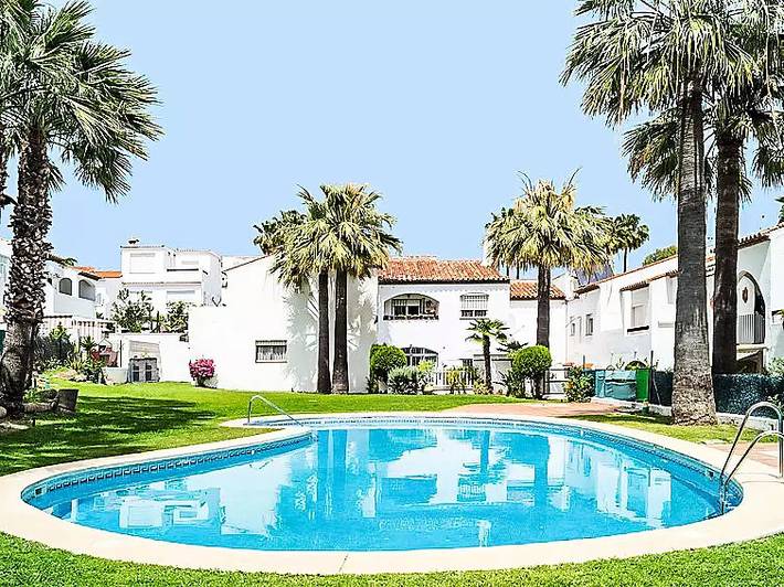 Villa voor 6 personen, met tuin en zwembad in Estepona