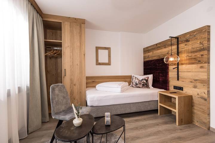 Pension, mit Balkon und Terrasse sowie Garten und Sauna in Reith im Alpbachtal - 4