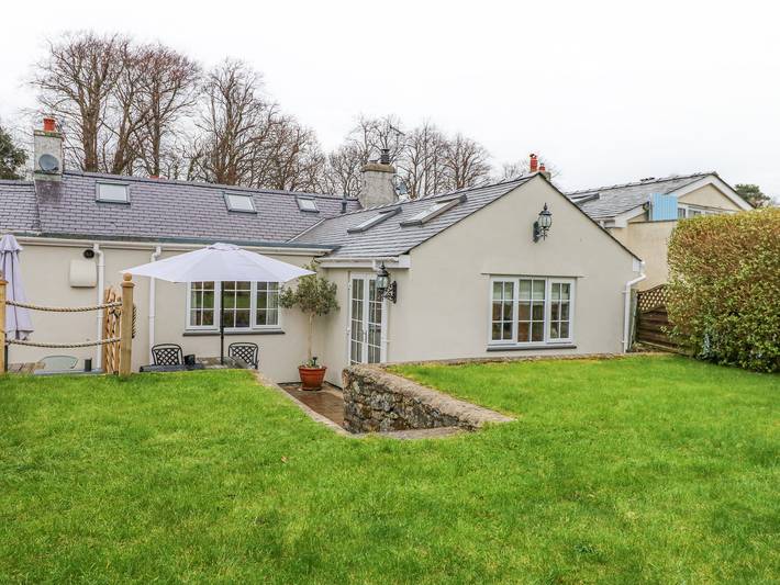 Holiday home for 5 people, with Garden in Beaumaris