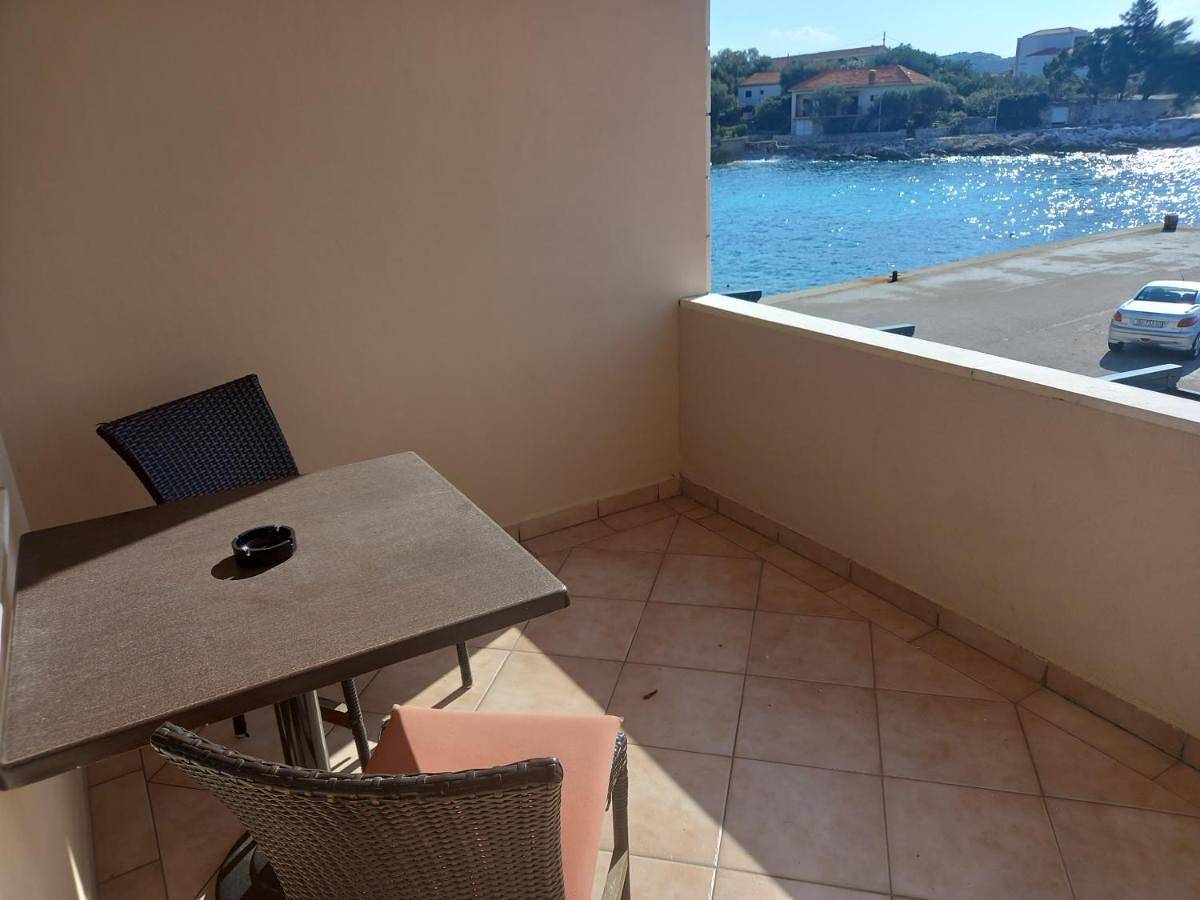 Riva1 Apartments and Rooms in Blato, Korcula