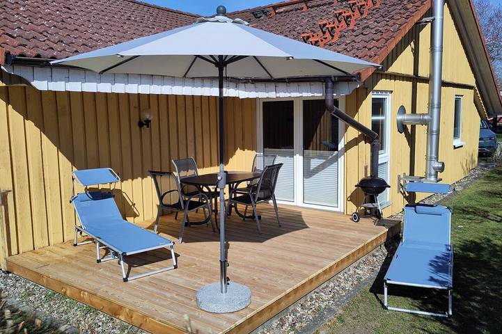 Ferienpark für 4 Personen, mit Garten und Terrasse, mit Haustier in Granzow