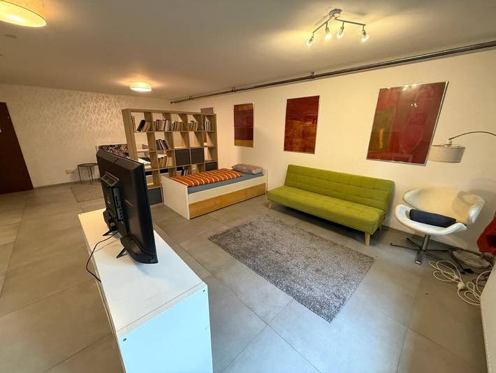 Ferienwohnung für 4 Personen, mit Garten und Sauna sowie Terrasse in Köln