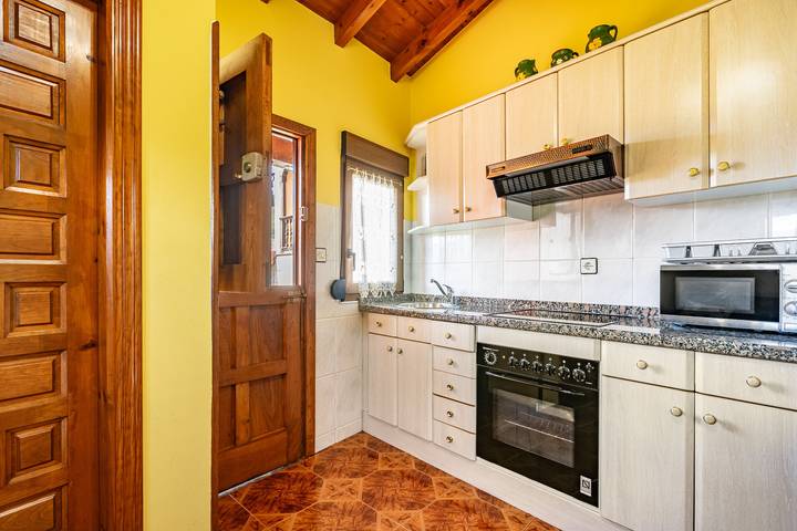 Casa rural para 2 personas, con jardín en Comarca de Oriente - 4