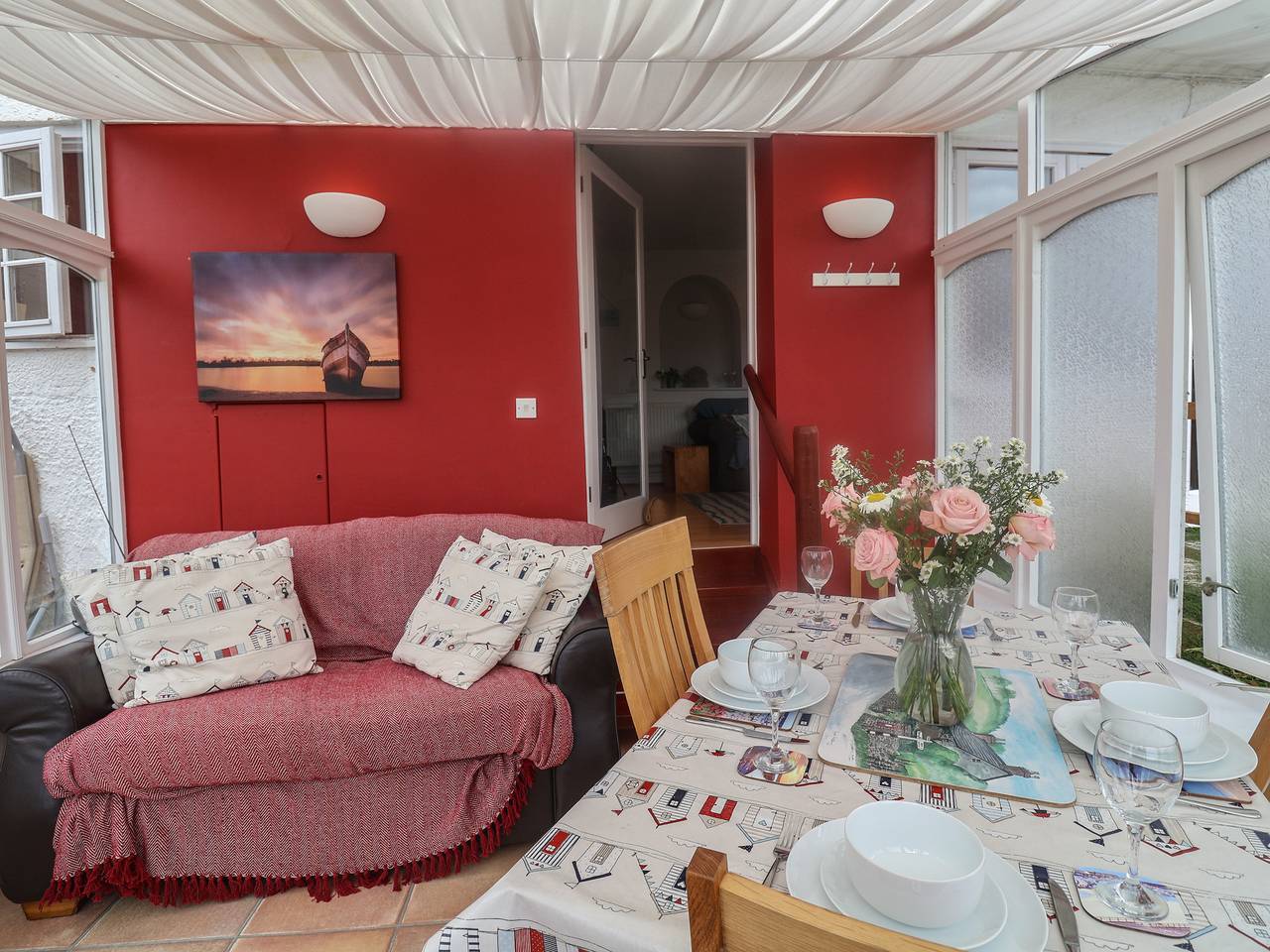Entire apartment, Bay View in Lyme Regis, Dorset