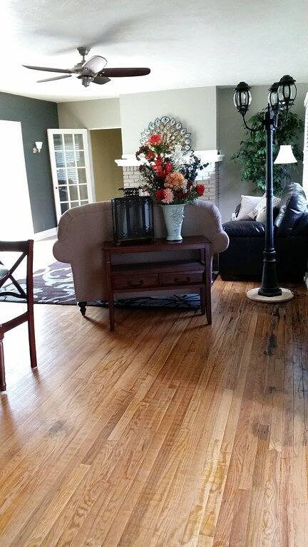 Lake house for 16 people, with hot tub and terrace in Idaho