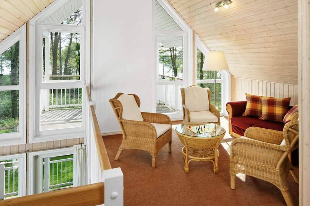 Ferienhaus „Fünen Xxl“ 218m² für 12+2 Pers. im Schlosspark Bad Saarow, Sauna, Whirlpool und Kamin in Bad Saarow, Dahme-Seengebiet