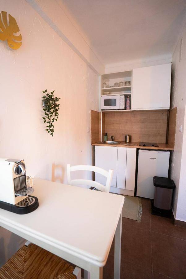 Gîte pour 3 personnes dans Office de Tourisme d'Antibes