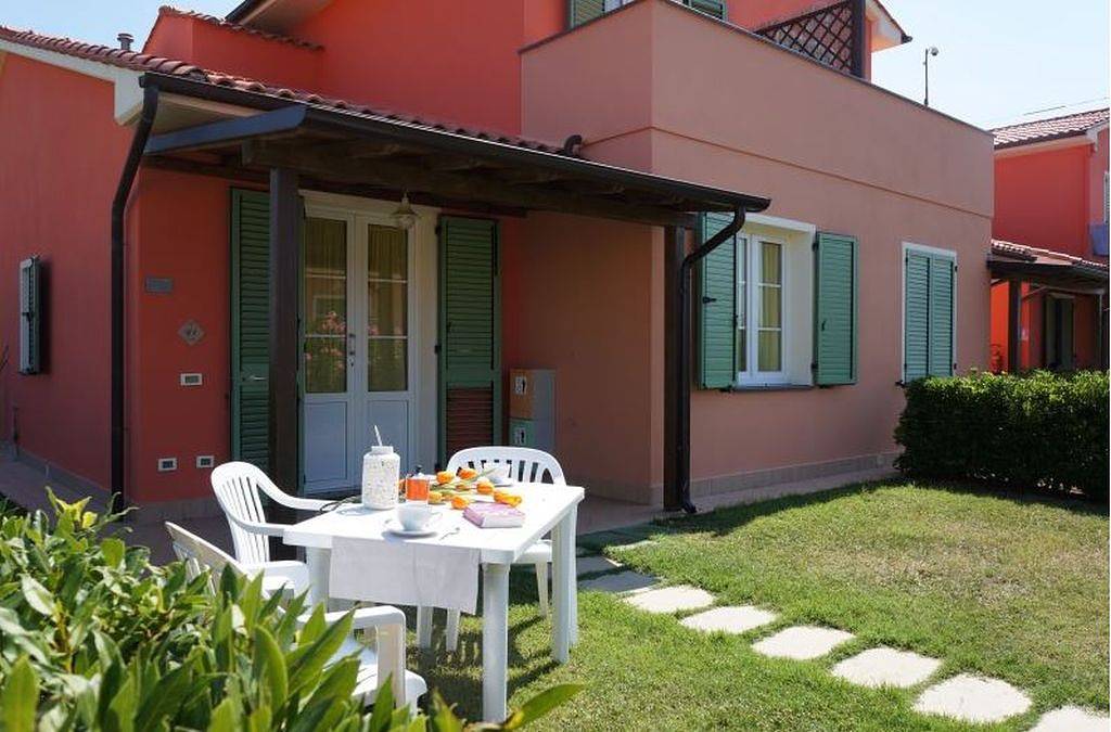 Bungalow per 6 persone con giardino in Mazzanta, Costa degli Etruschi