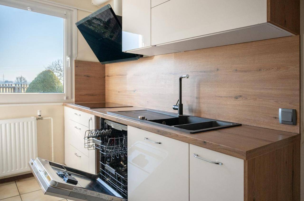 Jacuzzi, Bbq & Ev plug - 5Br Villa Villi with Garden in Karawanken und Bachergebirge, Maribor