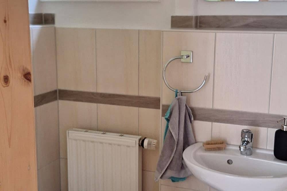 Ganze Wohnung, Gemütliche Ferienwohnung, mitten in der wunderschönen Sächsischen Schweiz. in Dorf Wehlen, Wehlen