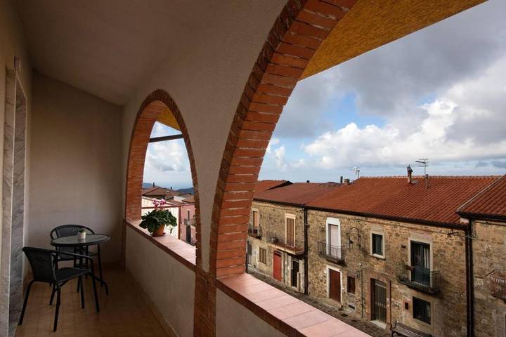 Appartamento per 4 persone, con Balcone e Terrazza nonché Giardino e Piscina a Perdifumo
