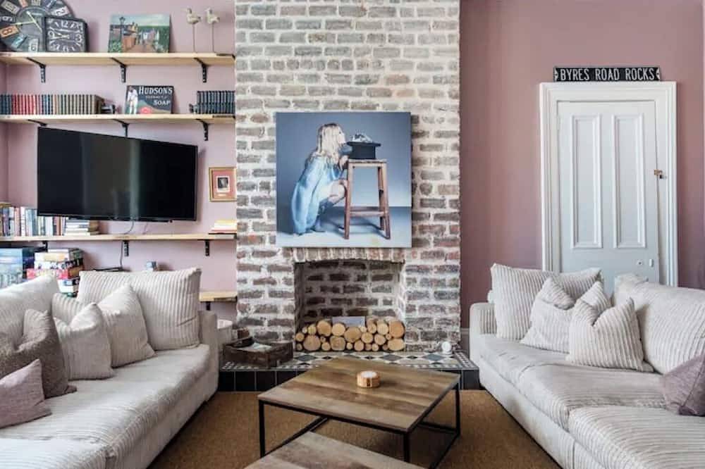 Boho West End Townhouse 6 Bed 6 Bath Sleeps 10 in Glasgow, Greater Glasgow and Clyde Valley