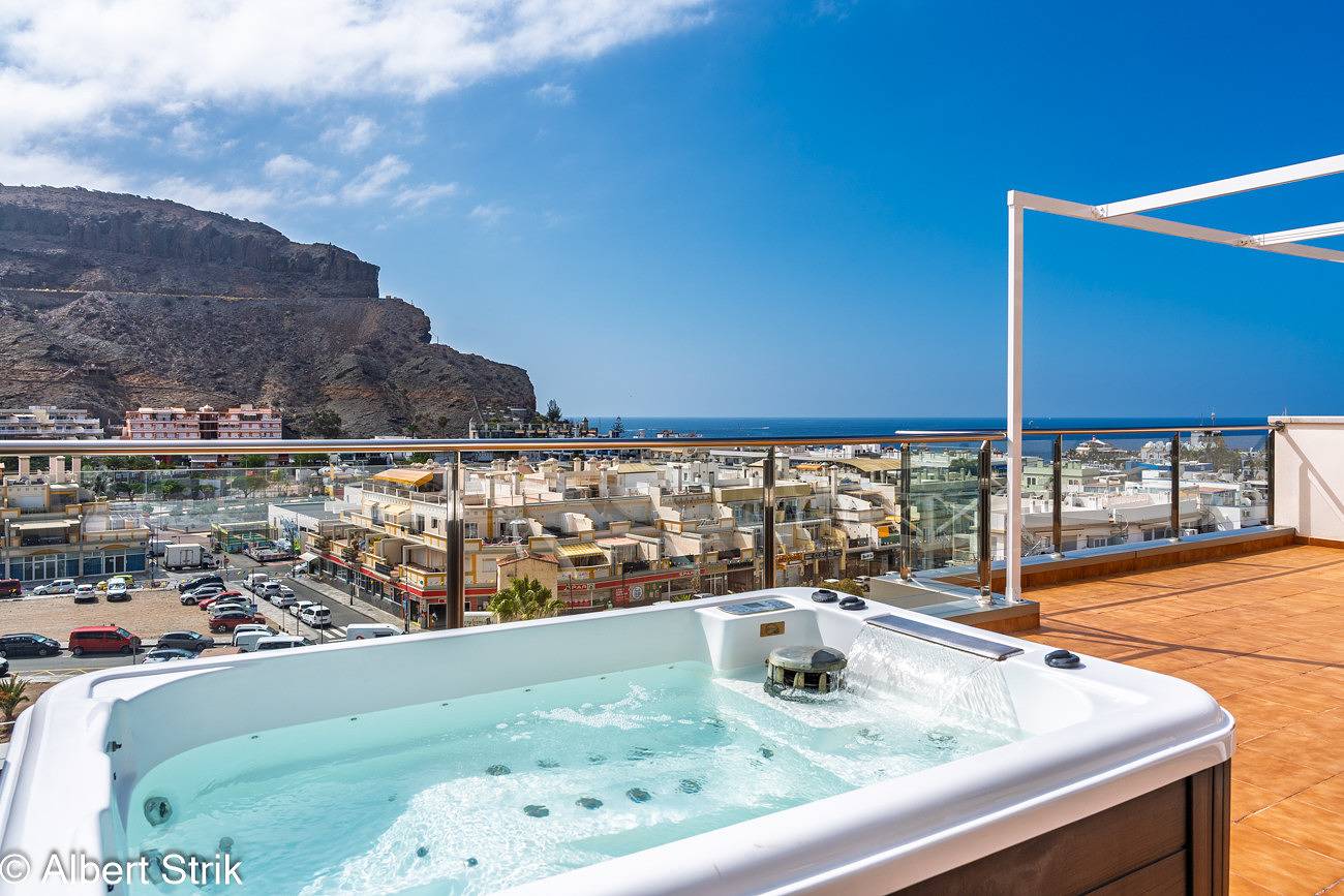 Hel leilighet, Puerto de Mogan penthouse in Puerto de Mogán, Mogán