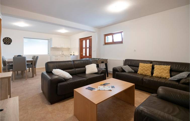 Charmantes Apartment mit 1 Schlafzimmer und Pool in der Nähe der Sehenswürdigkeiten von Imotski in Imotski, Makarska Riviera