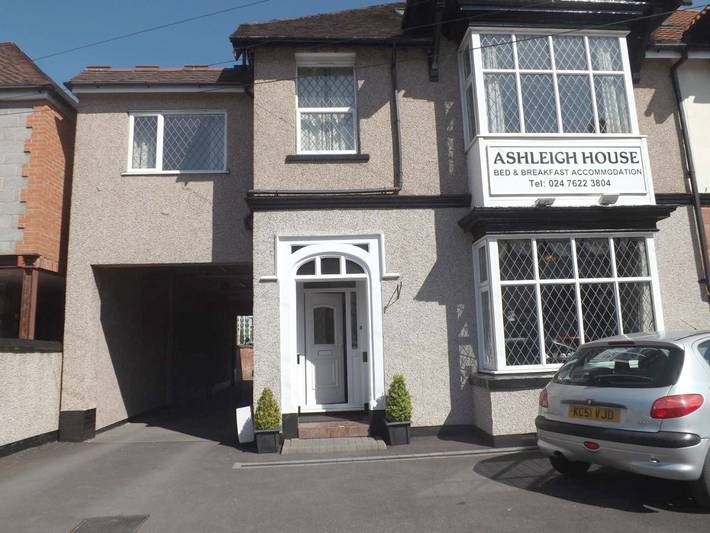 Bed and breakfast for 2 people in Coventry