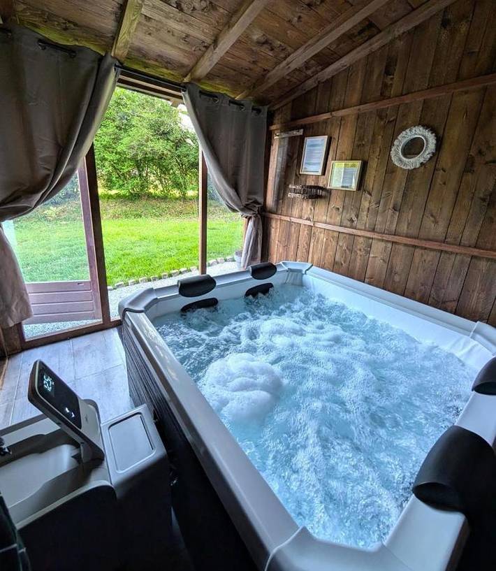 Location de vacances pour 4 personnes, avec jardin et terrasse, animaux acceptés à La Chapelle-Neuve - 3