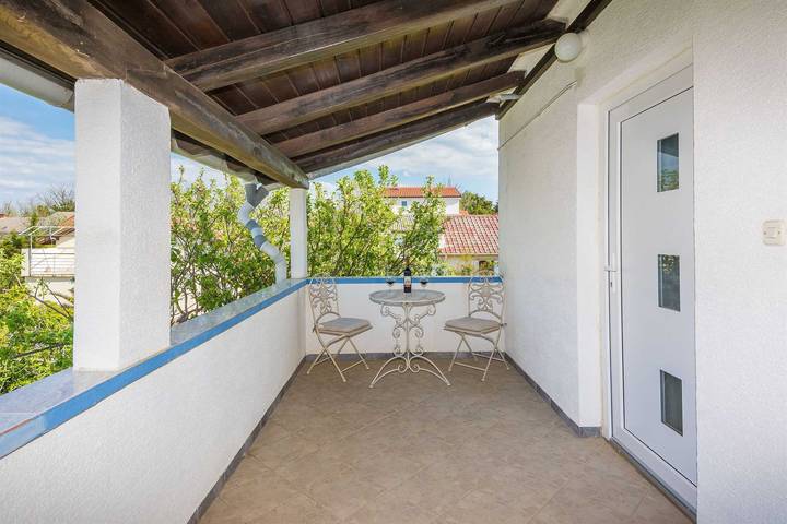 Ferienwohnung für 2 Personen, mit Balkon und Balkon/Terrasse, kinderfreundlich in Privlaka