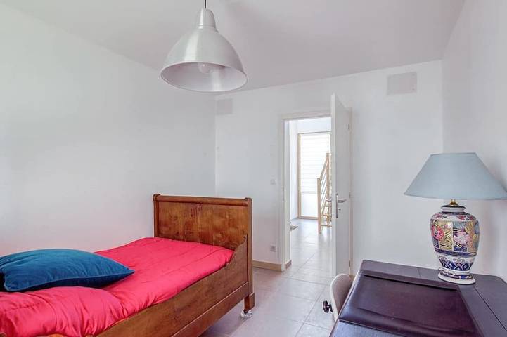 Gîte pour 6 personnes, avec terrasse dans Challerange - 4