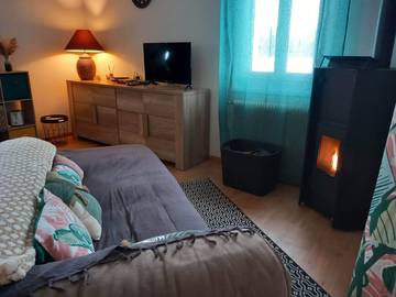 Gîte pour 6 personnes, avec terrasse à Saint-Front