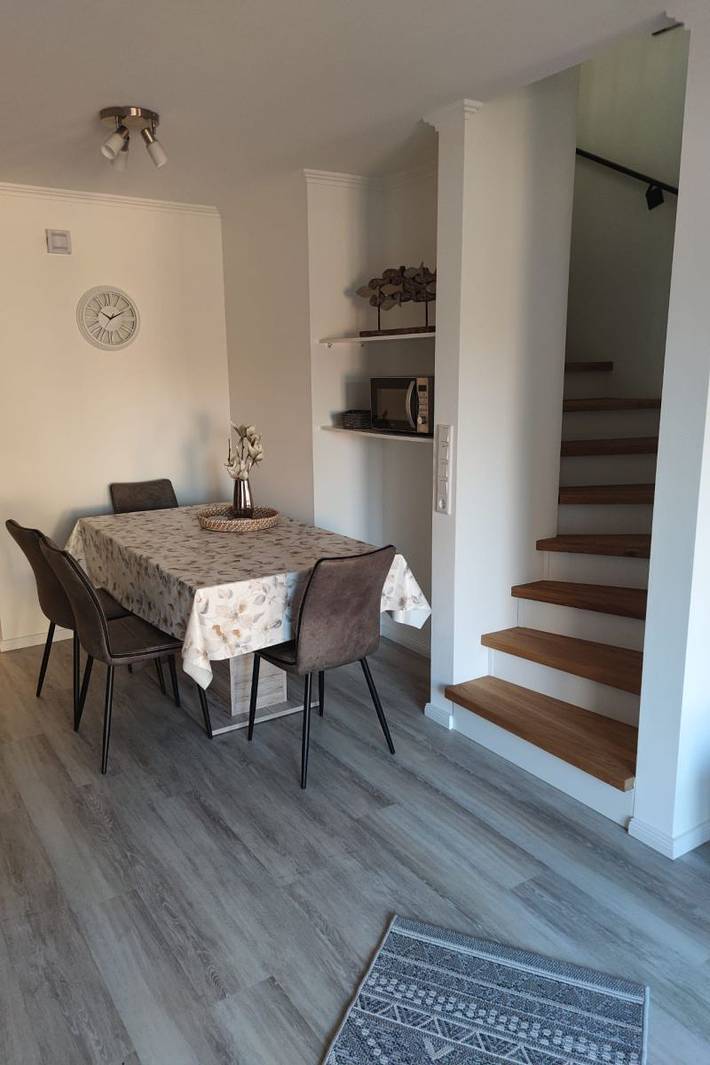 Ganze Ferienwohnung, Ferienwohnung Arndt - Ferienwohnung-3-Räume in Husum Hafen, Husum
