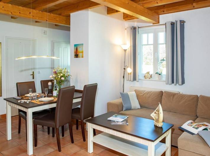 Ferienhaus für 6 Personen, mit Garten und Terrasse in Nienhagen - 4