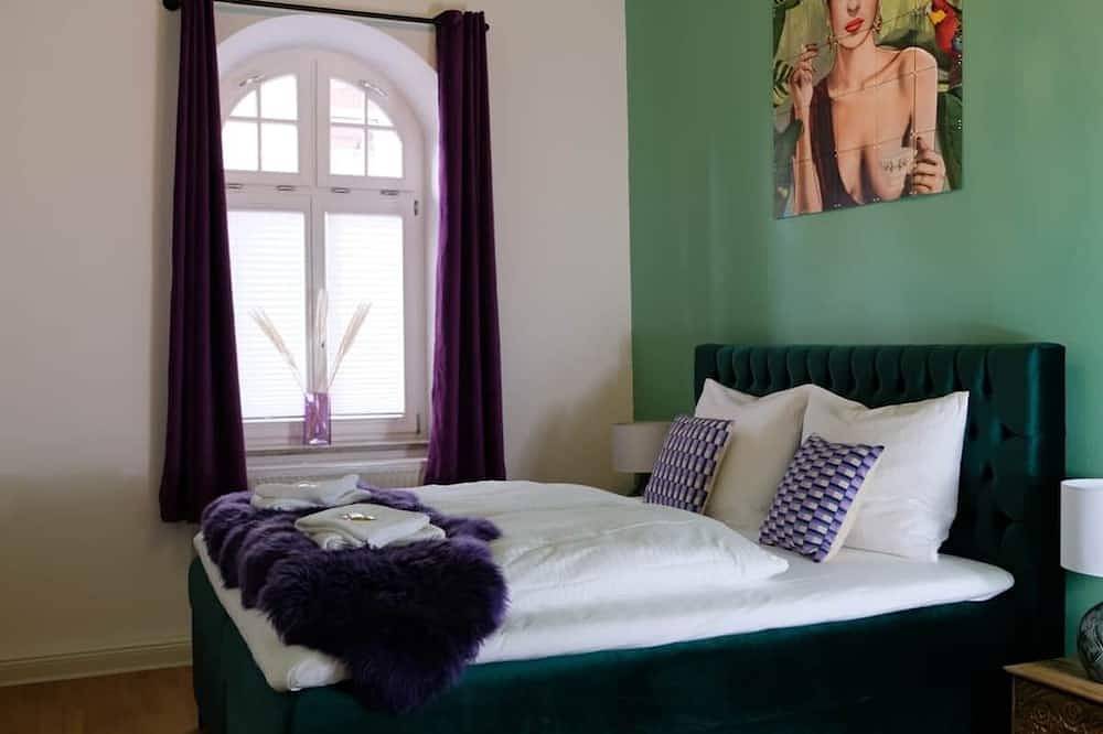 Ganze Wohnung, Bohème Altbau | City | 100m2 | Netflix in Landshut, Ostbayern