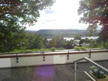 Ferienwohnung für 6 Personen, mit Ausblick und Garten in Linz am Rhein