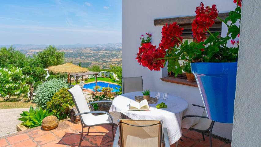 Casa para 5 personas, con balcón/terraza en El Gastor