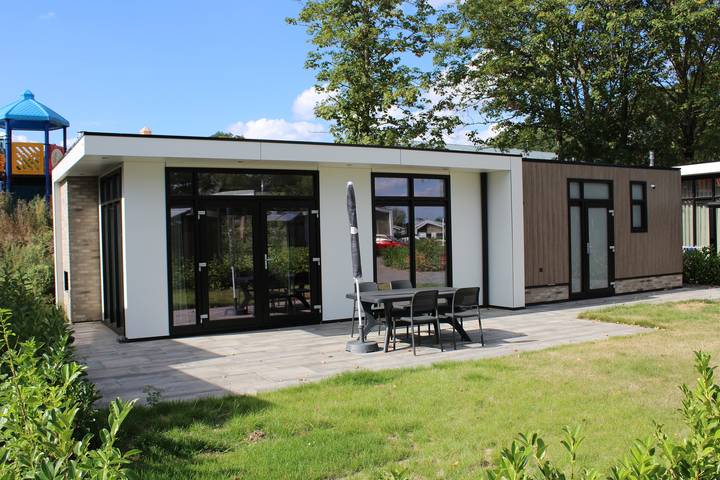 Ferienhaus für 4 Personen, mit Terrasse und Balkon/Terrasse - 1