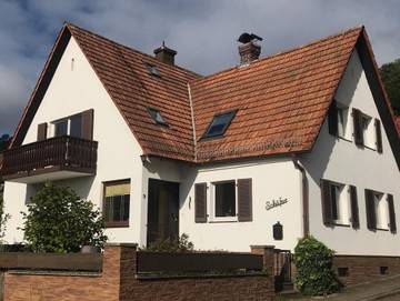 Ferienhaus für 8 Personen, mit Garten und Terrasse in Dahn