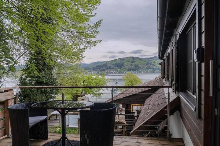 Ferienwohnung für 4 Personen, mit Terrasse und Seeblick in Seewalchen am Attersee - 2