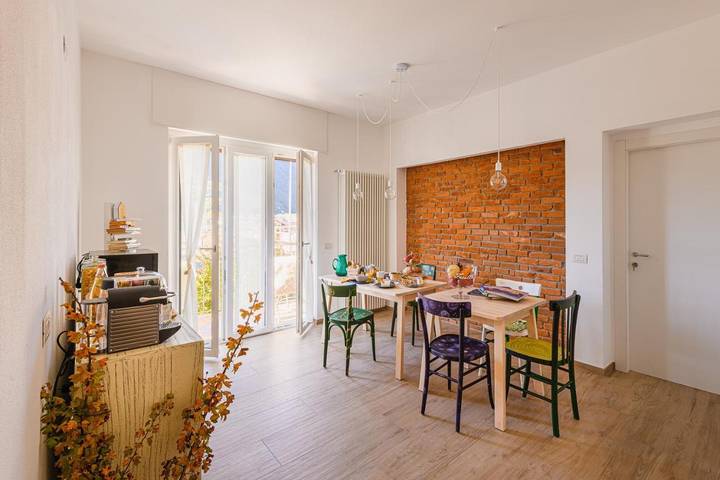 B&b per 2 persone, con Balcone e Terrazza nonché Panorama a Tirano