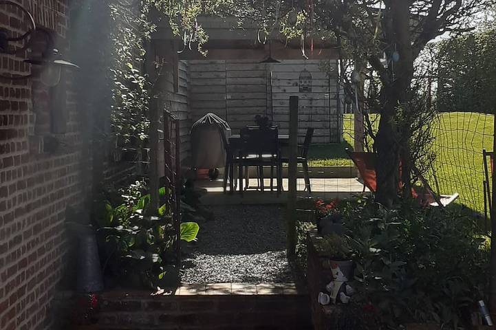 Gîte pour 3 personnes, avec jardin et terrasse dans Lemé