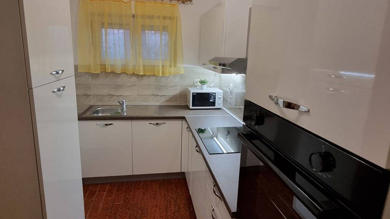 Ganze Ferienwohnung, Ferienwohnung für 10 Personen (120 m²) in Vlašići in Vlasici, Pag