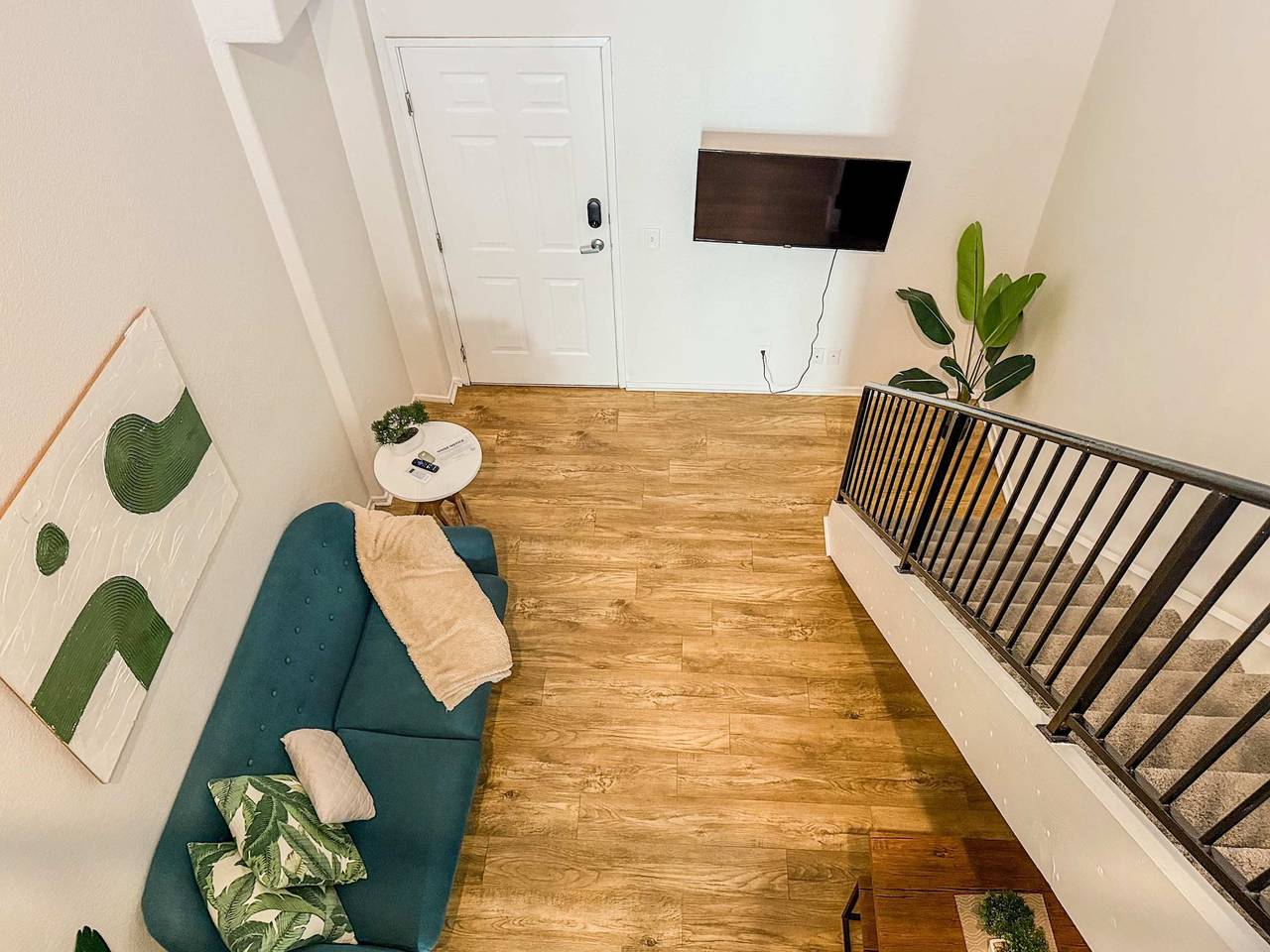 Entire apartment, 301 Downtown Loft with Parking in Dt San Diego in San Diego, San Diego County