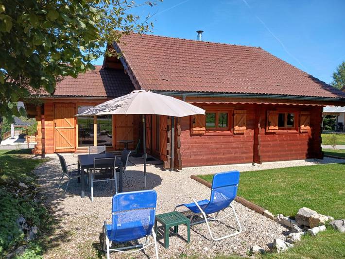 Chalet pour 5 personnes, avec jardin et terrasse dans le Jura - 3