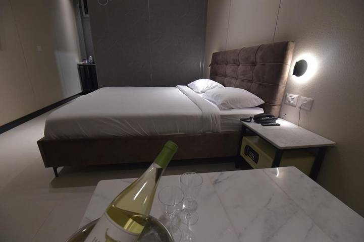 Hotel para 2 personas, con jacuzzi, Se admiten mascotas - 1