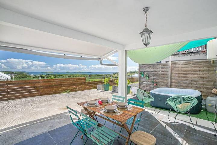 Appartement de vacances pour 5 personnes, avec balcon et vue