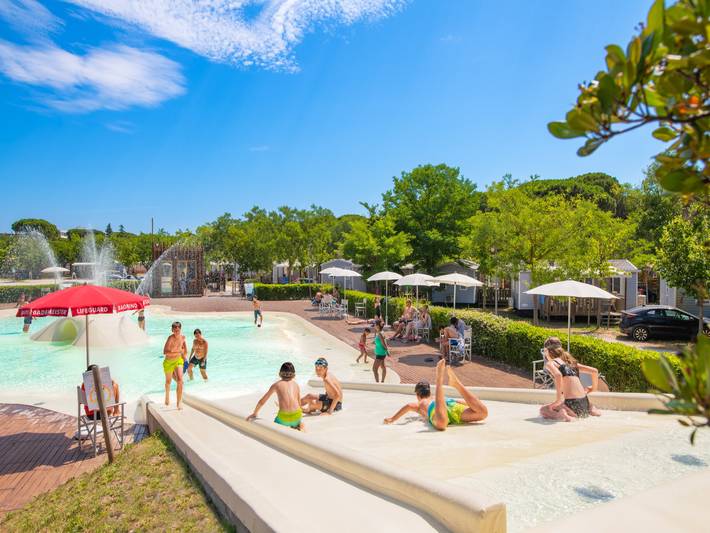 Wohnwagen für 4 Personen, mit Pool in Cesenatico - 3