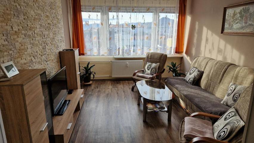 Ferienwohnung für 3 Personen, mit Balkon und Ausblick - 1