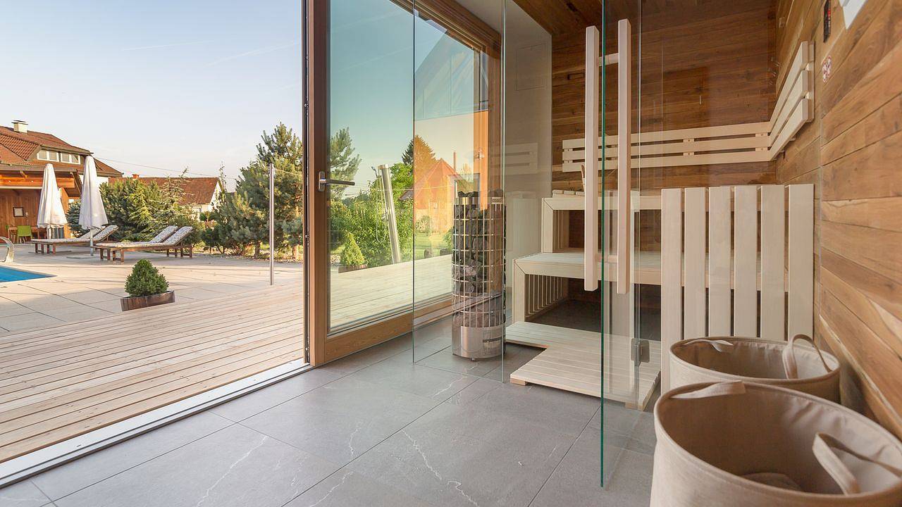 Luxus-Ferienhaus für 15 Personen (330 m²) in Križevci pri Ljutomeru in Lower Styria