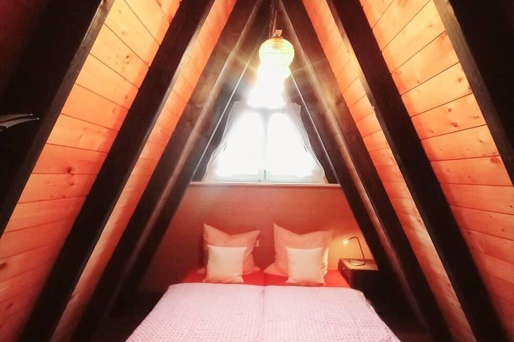 Cozy vacation home with sunny terrace Frankenwald near bathing lake / Smart-Tv in Lichtenberg (Oberfranken), Distrito de Hof