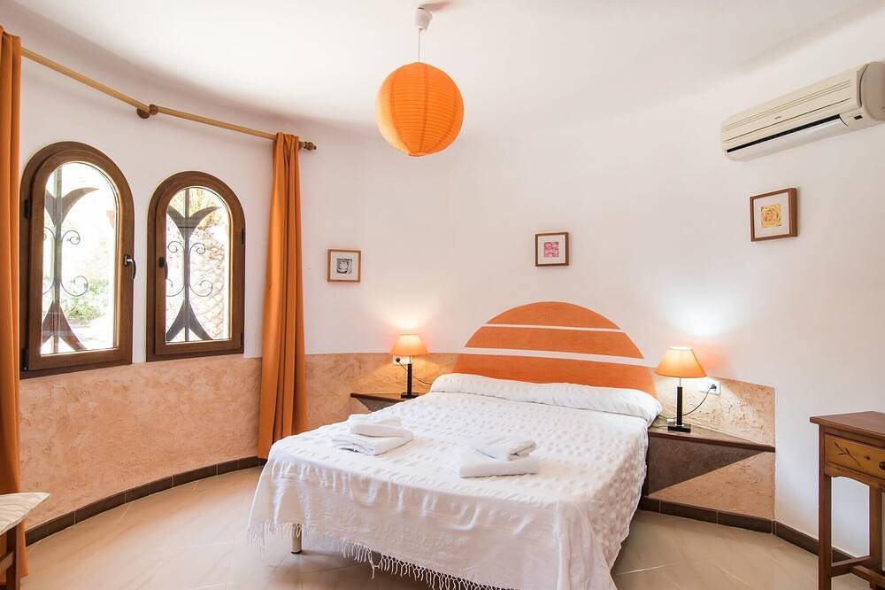 Gemütliches Haus in Shorta mit privatem Swimmingpool (innen oder außen. in Cala Mitjana, Felanitx