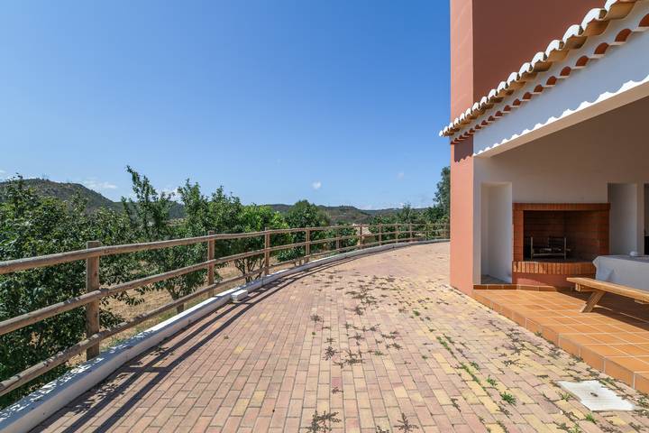 Holiday Home 'Casa Do Camarada' with Mountain View, Shared Terrace and Wi-Fi in São Teotónio, Costa Alentejana