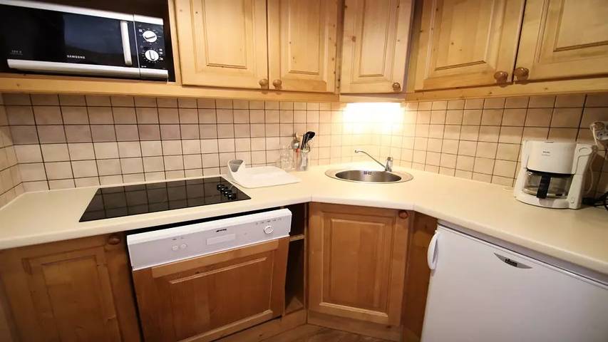 Ganze Wohnung, Dba223 - Appt 1 Room - Balcona - 4 Personen - Sektor 1800 in Puy-Saint-Vincent, Nationalpark Écrins
