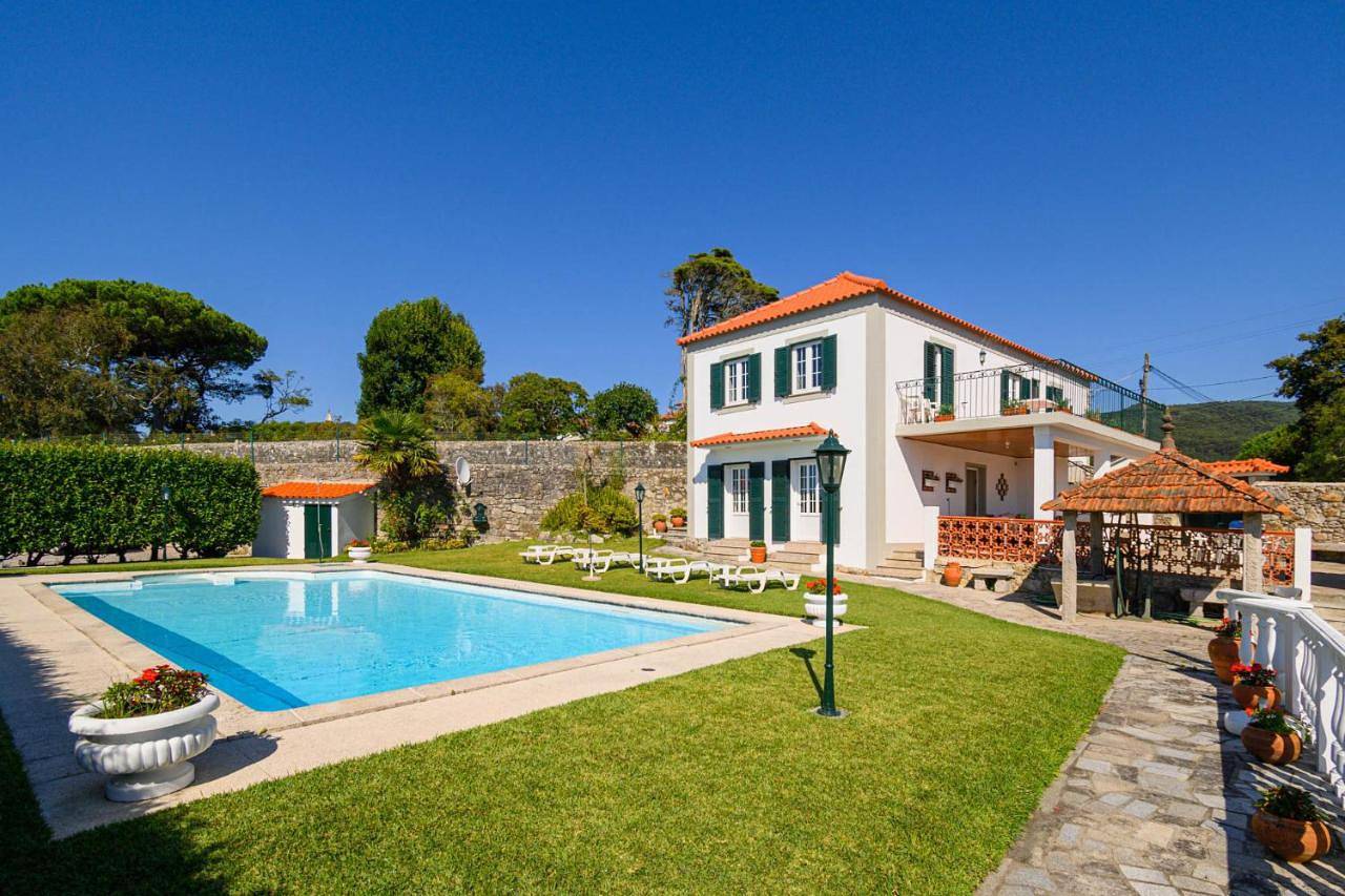 Four-Bedroom House in Afife, Viana do Castelo Distrikt