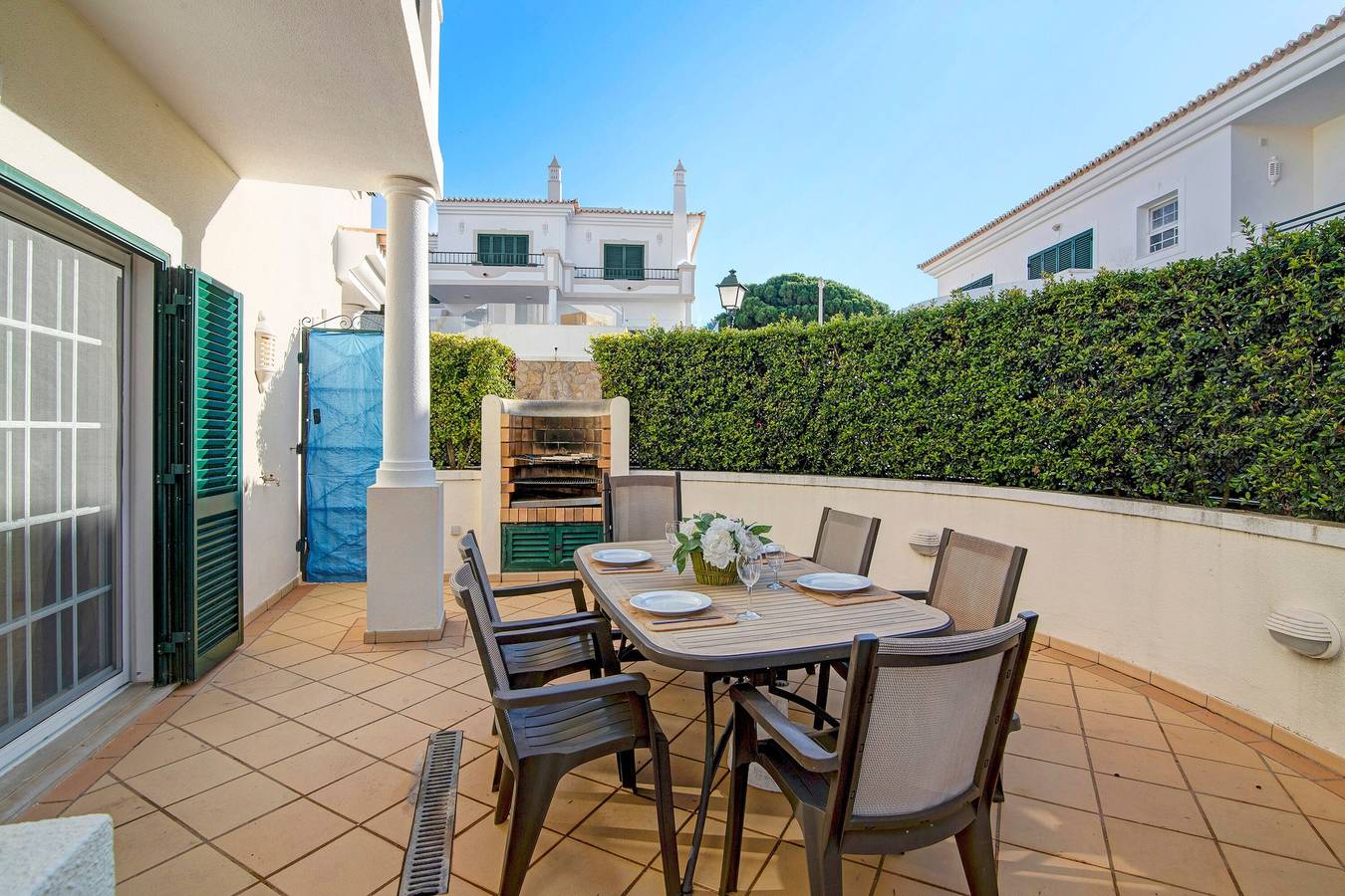 Apartamento inteiro, Apartamento 'Valerie' com piscina privada, Wi-Fi e ar condicionado in Vale do Lobo, Almancil
