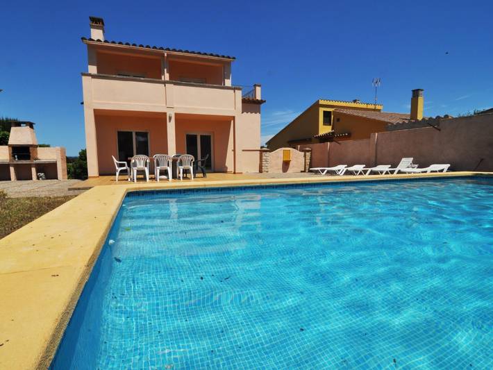 Casa rural para 8 personas, con Balcón además de Terraza y Jardín en Ventalló - 4