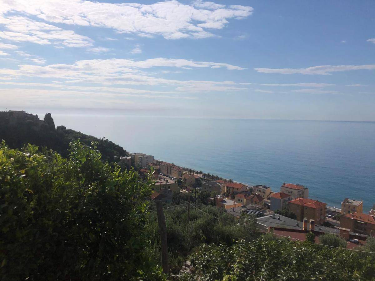 Au Giardin in Selva (Savone), Commune de Finale Ligure