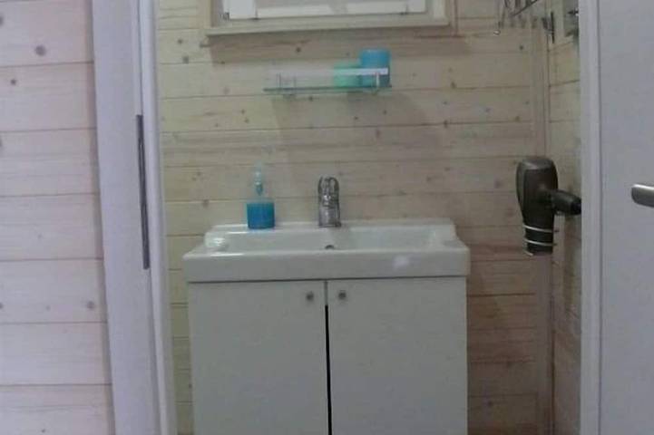 Hausboot für 5 Personen, mit Terrasse in Burgstaaken - 4